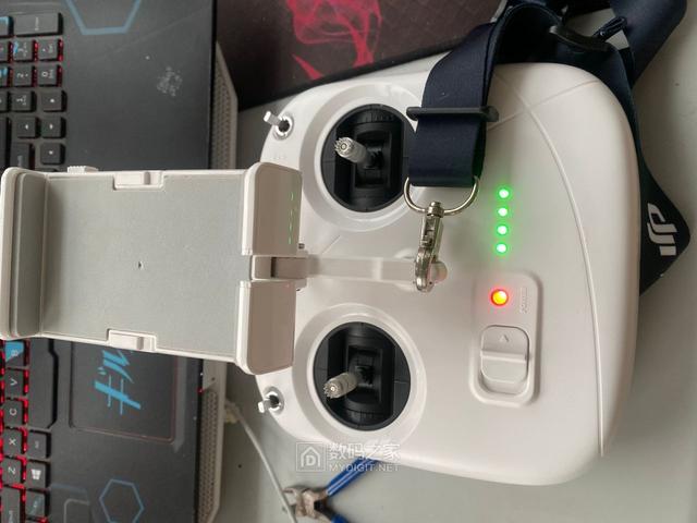 大疆精灵3SE无人机拆解，WIFI图传最高升限4km，内