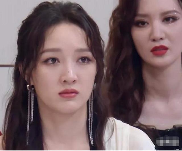 眼妆是孟佳的本体吧？失去眼妆的孟佳从美艳女