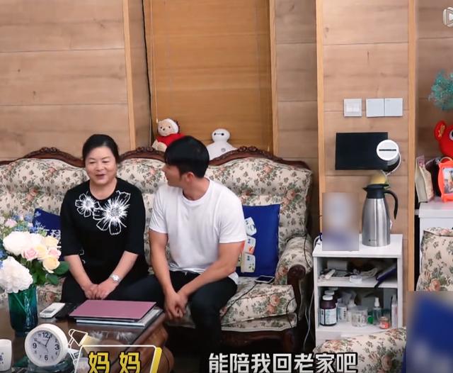 李妈妈说出心愿后，郑爽好奇问有可能吗？李晨