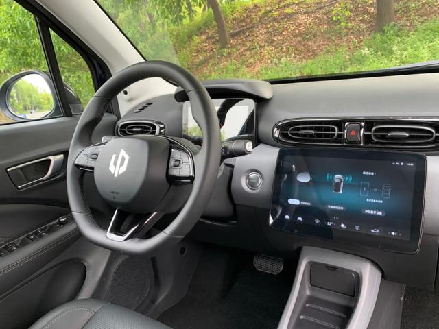 试驾零跑T03：驾驶感受有惊喜，我试驾完身边有五个朋友想下单