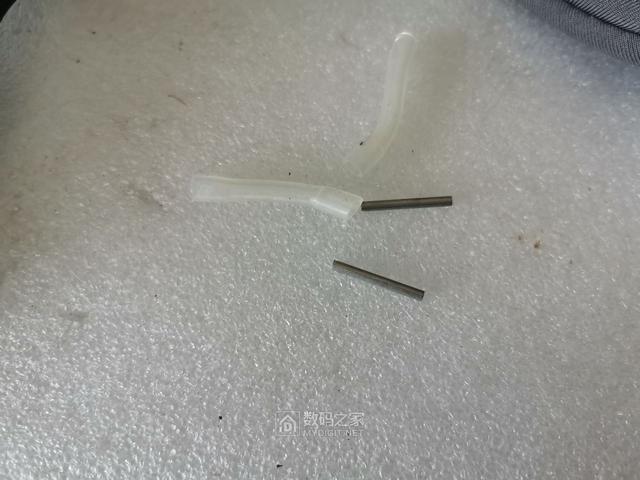 售价昂贵！详细拆解头部按摩器，带你一探内部功能与构造！