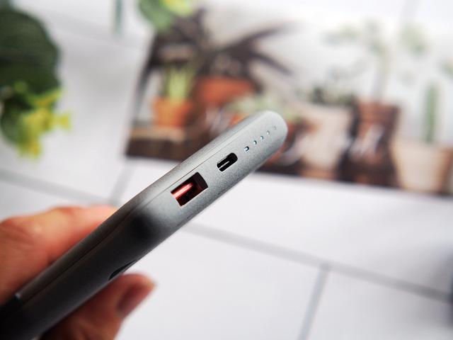 手机支架、无线快充南卡这款充电宝神了