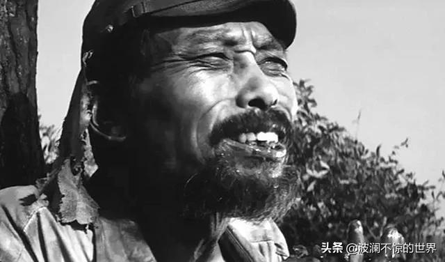 二战末期, 美军意外发现四个形同骷髅的日军, 他