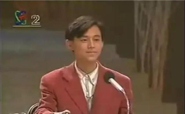 何炅为什么是个高情商的人？因为他努力又善良啊