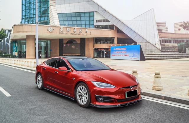 梦想科技 敢为人先—CMST||Tesla Model S改装升级