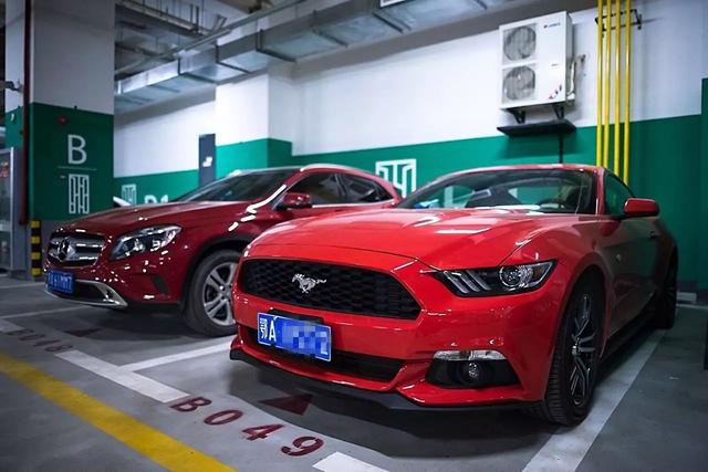 武汉豪车最多的7家停车场大曝光！贫穷限制了你