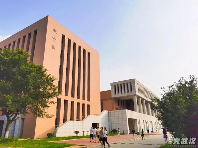 武汉科技大学，神一样的大学