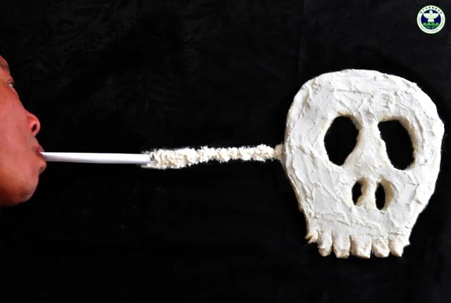 ������Ʒչح�����ģ��þ�ͷ���ݽ���������