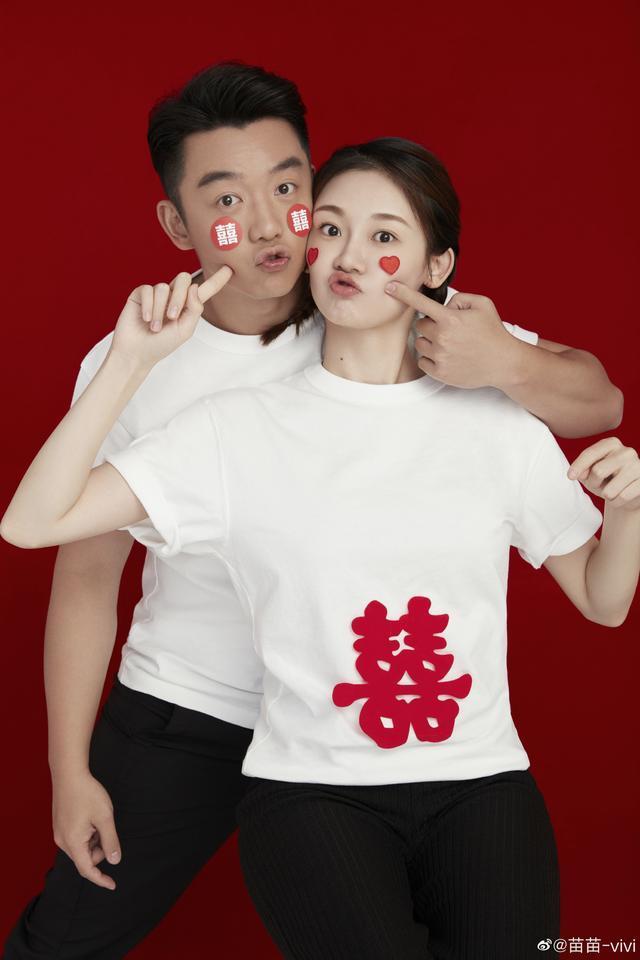 甜sky人！郑恺罕见陪爱妻游泳，秀“郑式蛙泳”暗撒狗粮