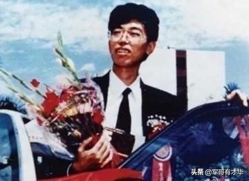 营销鬼才史玉柱：从亿万富翁到负债累累，再到