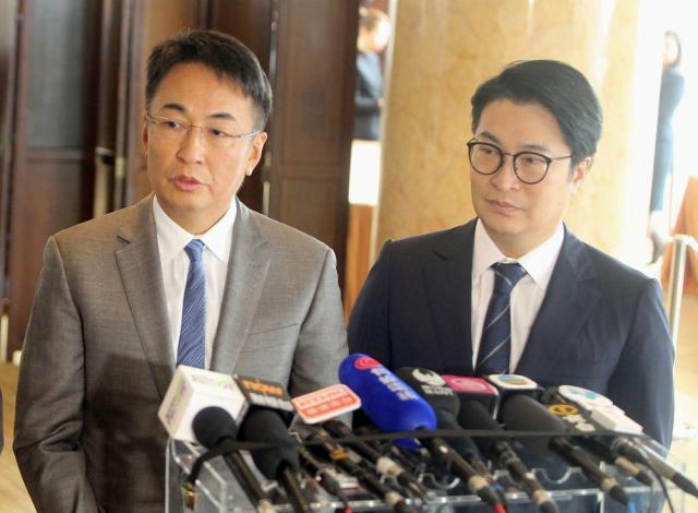 只为嫁入豪门，从小不做家务，接受最好教育，当模特赚足眼球！