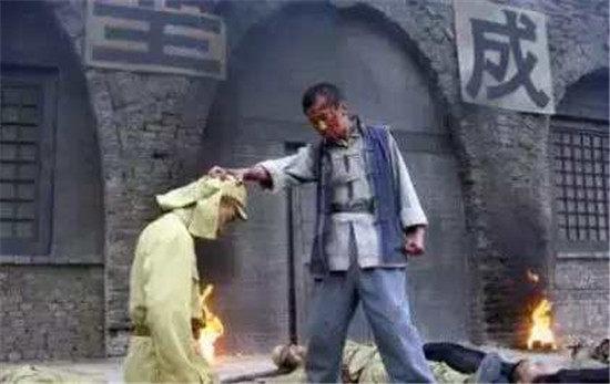 史上最坑人脑残抗日神剧，历史不应该这样改写