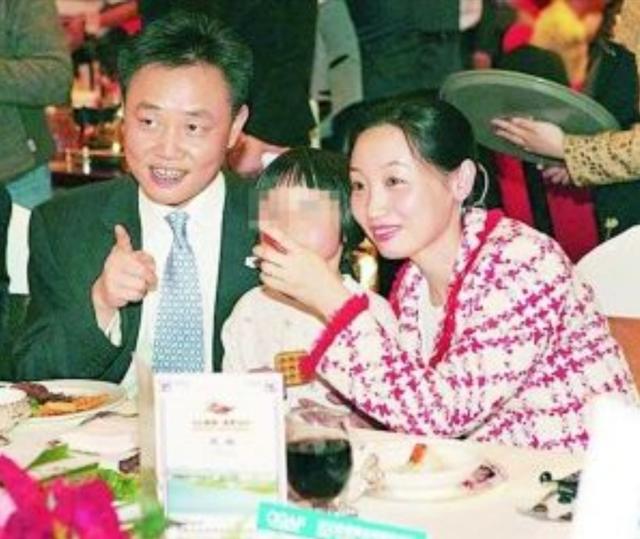 12年的坚守，中国好老婆杜鹃——奉上167亿的国美，静候王者归来