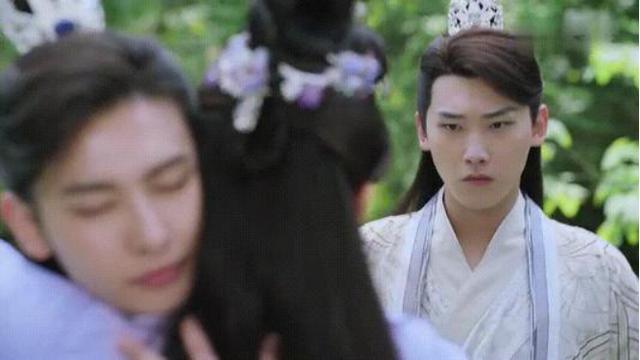 “男神收割机”贾玲成“渣女”，力压巩俐袁泉