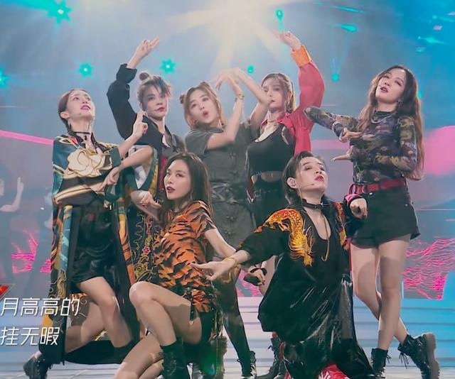 吴昕，主持场控能力凸显，自带流量超沈梦辰，