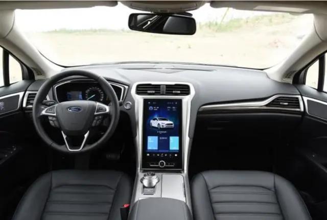 新款长安福特蒙迪欧上市，配置有增有减，您觉