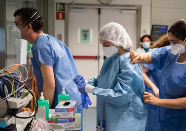 国际疫情丨特朗普谎言不断，事实却改变不了！