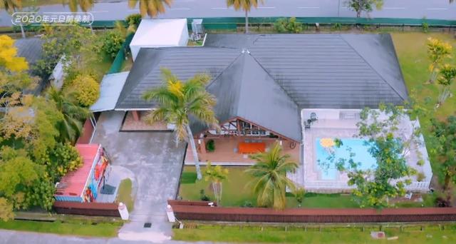 NeiNei在自家办泳池趴，吴尊怕儿媳将来不愿和自己住，Max有妙招