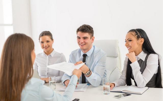 面试问：灭字加一笔是啥字？女子淡定回答，结