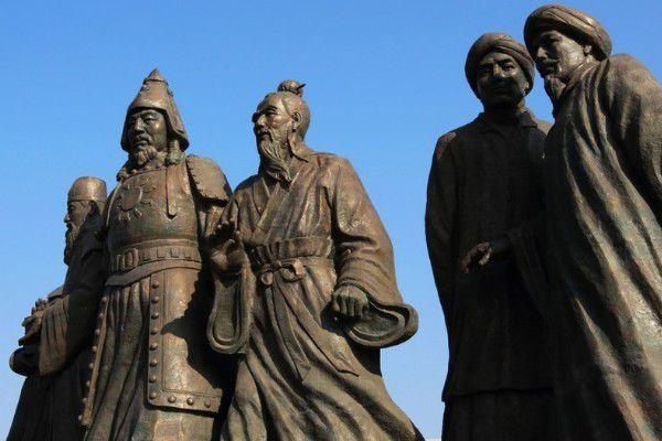 成吉思汗的元朝失败了，他的后人又分别建立了哪些国家？