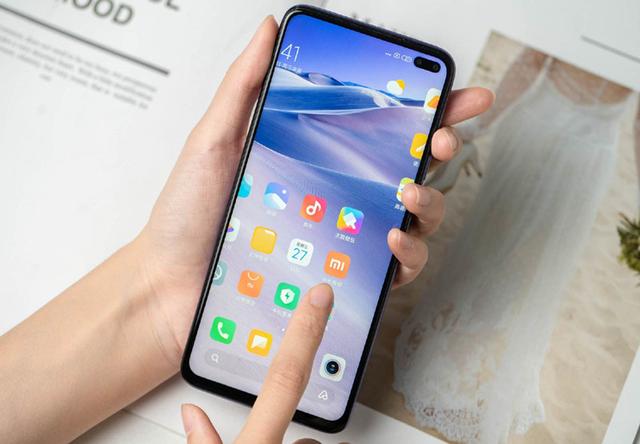 骁龙768G+120Hz+128G，仅1999，这才是千元旗舰