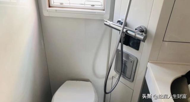 188万买了辆500多万的越野车，8.5吨300L油箱，