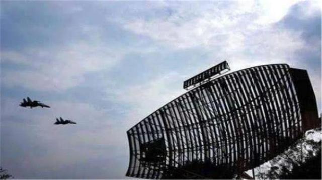 我国雷达突破新技术，230吨新雷达亮相，200公里