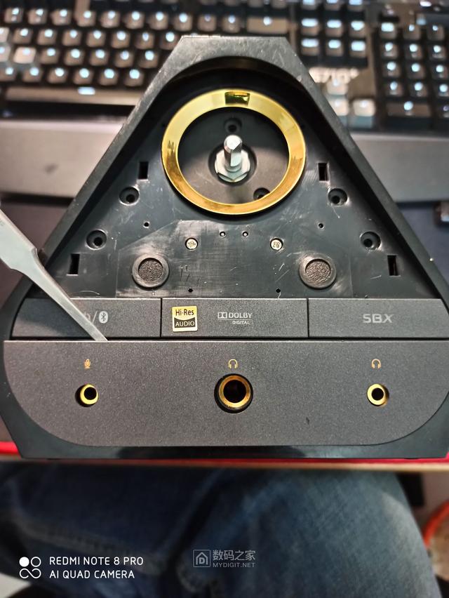 曾经的旗舰，创新SoundBlaster X7外置独立声卡详细微观拆解！