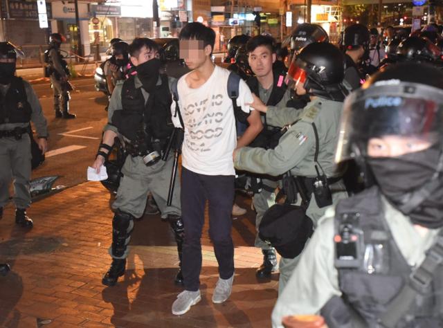 给“港独”增加护身符？英首相修改涉港移民法