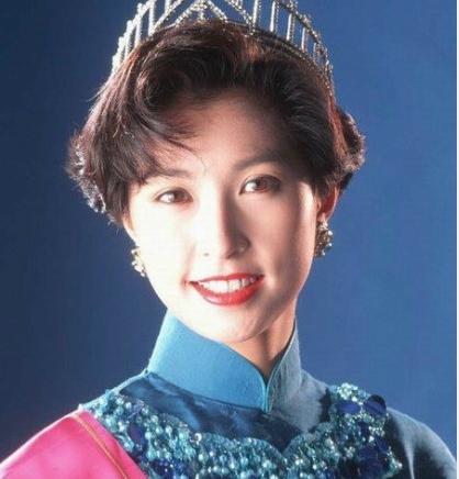 1998年，港姐冠军郭蔼明“下嫁”刘青云，为何婚后22年没孩子？