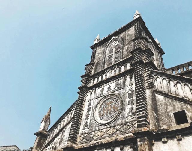 这个夏天值得去的滨海小城，海景秒杀海南厦门