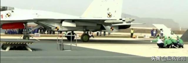 ���㣺076��������ÿ���ʵ�ܹǸ�