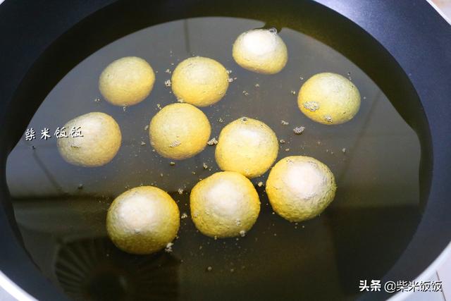 想吃麻团不用买，教你在家做，外酥里软，个个空心，太好吃了