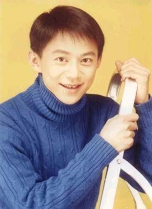 何炅为什么是个高情商的人？因为他努力又善良啊