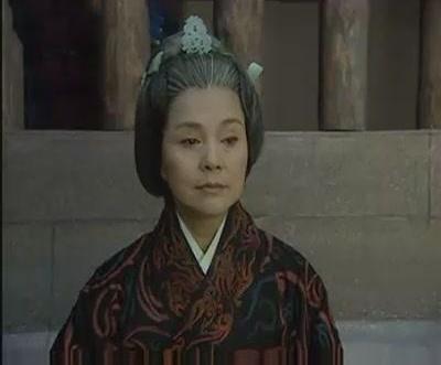 中国历史上最长寿的皇后，管理朝政60年，最终却导致王朝终结