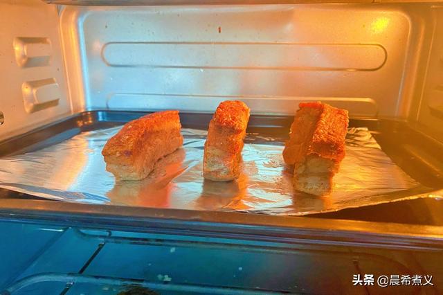 在家如何做广式脆皮烧肉？这3点是关键，皮脆肉嫩，香浓又美味