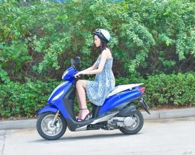 宗申的“通勤先锋”！欧式美感，配全液晶仪表