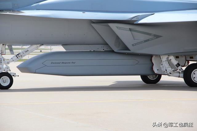 波音公司首架“超级大黄蜂”Block III测试用机出