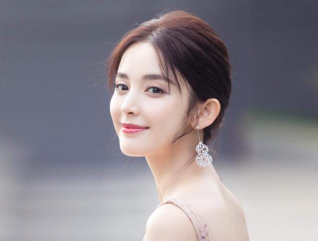 网友心中最美的5位九零后女星，两位来自新疆，