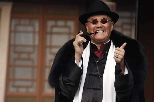 18岁的她被赵本山力捧，因拒绝潜规则被退圈，如