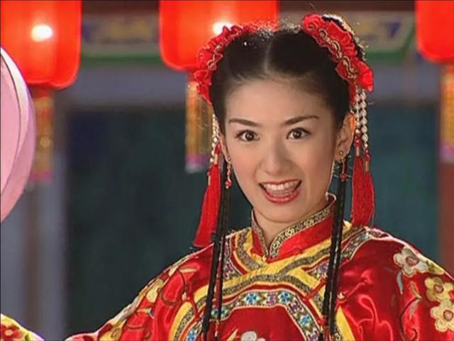 马伊琍黄奕17年后同框，走出婚变的她们成《还珠