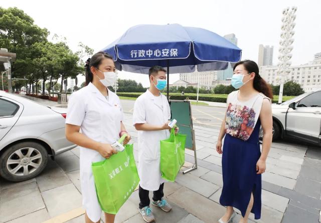 “消暑防疫”为常态化疫情防控保驾护航