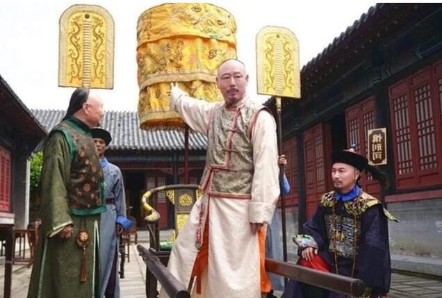 弘皙是康熙看重的孙子，28岁成为亲王，却在乾隆继位后被关进大牢