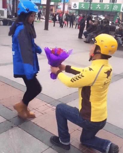 顺丰上线“丰食”外卖小程序，又迎来十块钱随便吃外卖的年代了吗