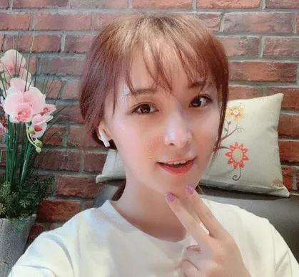 18岁就被张艺谋捧红，罗晋曾为她痴迷，如今32岁