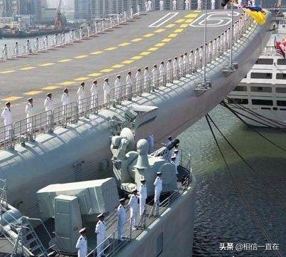 我国首艘航母辽宁舰装配的武器有哪些？