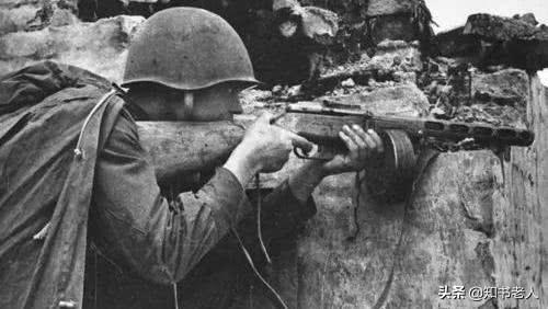 二战神枪“波波莎”，凭什么成为苏德双方都喜爱的武器？