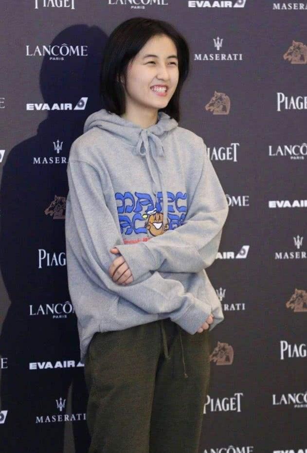 这四位明星的红毯造型，完全超出网友想象，最