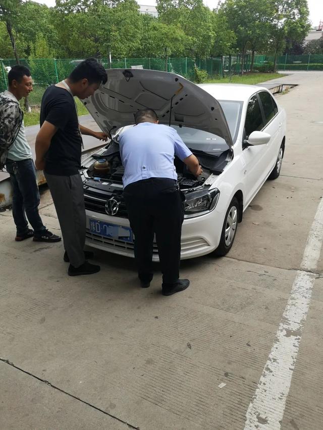 大众旗下的一代经典——大众捷达，皮实耐用型紧凑级家轿的代表