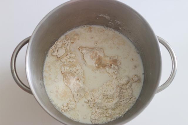 儿时最爱的糖三角的做法，不流糖不开裂，巧用筷子做出新花样